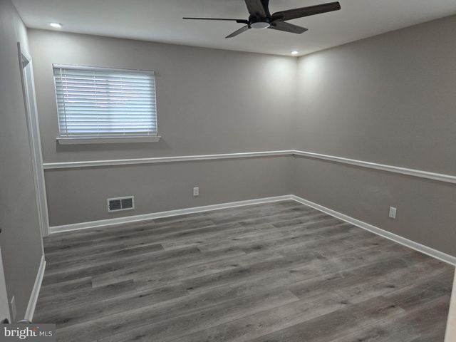 6318 BARRS LN, Lanham, MD 20706