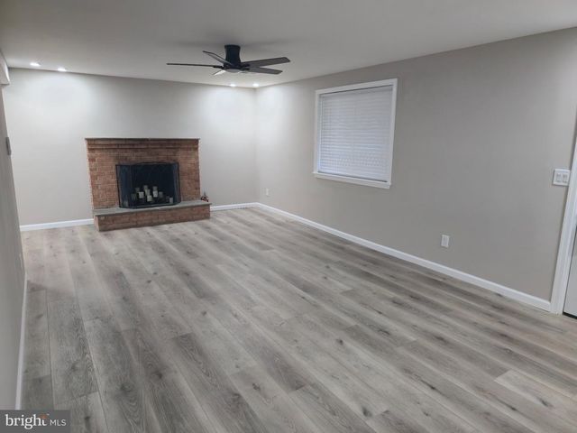 6318 BARRS LN, Lanham, MD 20706