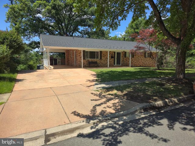6318 BARRS LN, Lanham, MD 20706