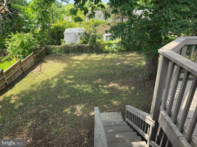 6318 BARRS LN, Lanham, MD 20706
