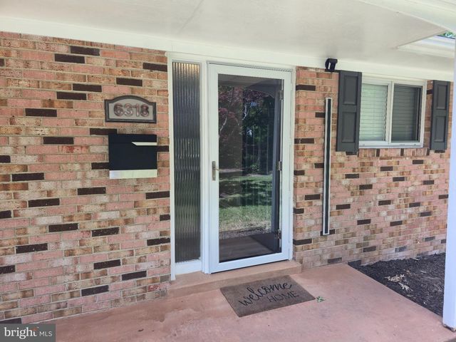 6318 BARRS LN, Lanham, MD 20706
