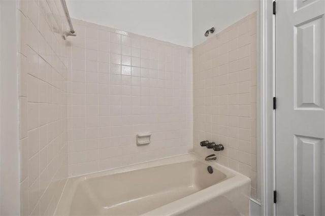 2120 Skyland Cove Lane, Snellville, GA 30078