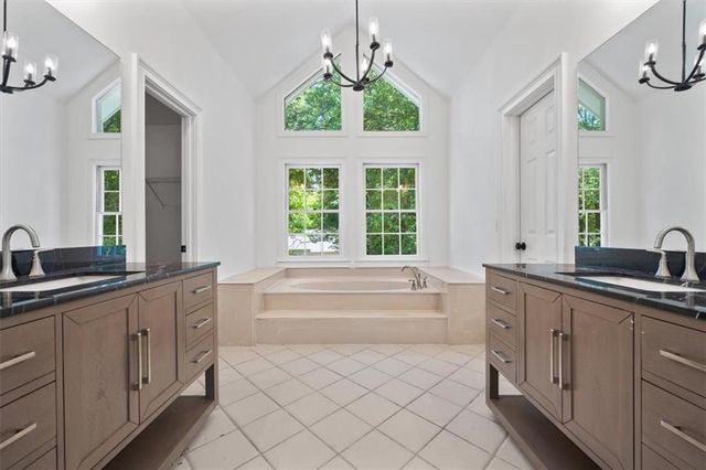 2120 Skyland Cove Lane, Snellville, GA 30078