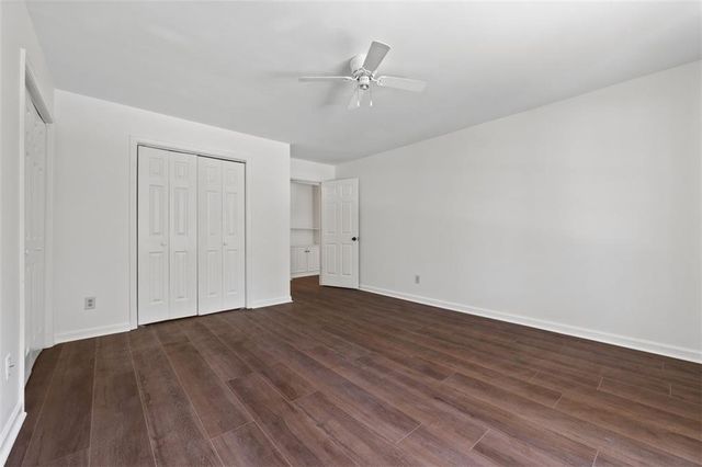 2120 Skyland Cove Lane, Snellville, GA 30078