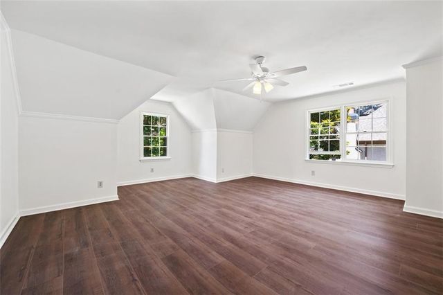 2120 Skyland Cove Lane, Snellville, GA 30078