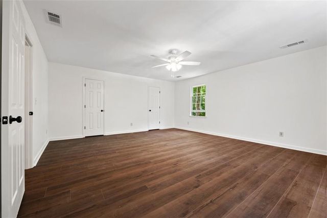 2120 Skyland Cove Lane, Snellville, GA 30078