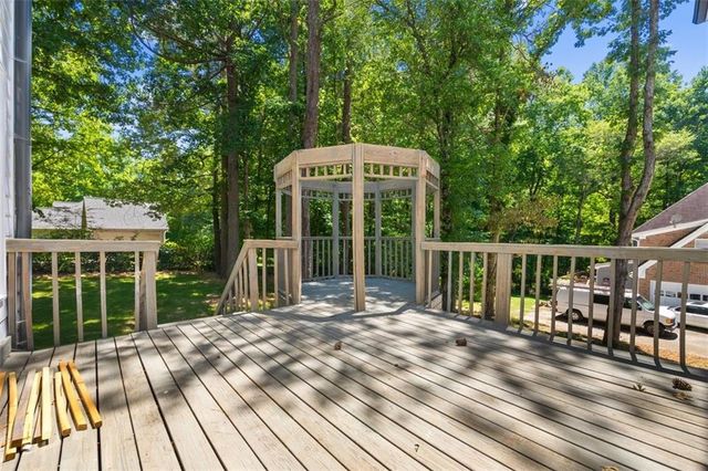 2120 Skyland Cove Lane, Snellville, GA 30078