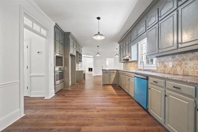 2120 Skyland Cove Lane, Snellville, GA 30078