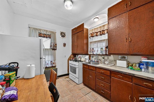 501 32nd Street, Paterson, NJ 07504