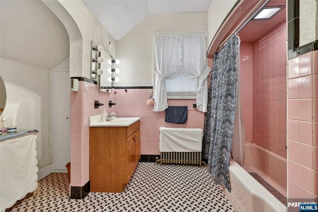 501 32nd Street, Paterson, NJ 07504