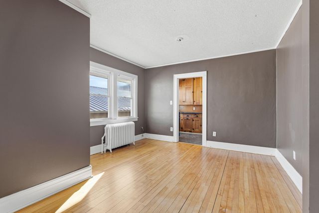758 Reaney Avenue, Saint Paul, MN 55106