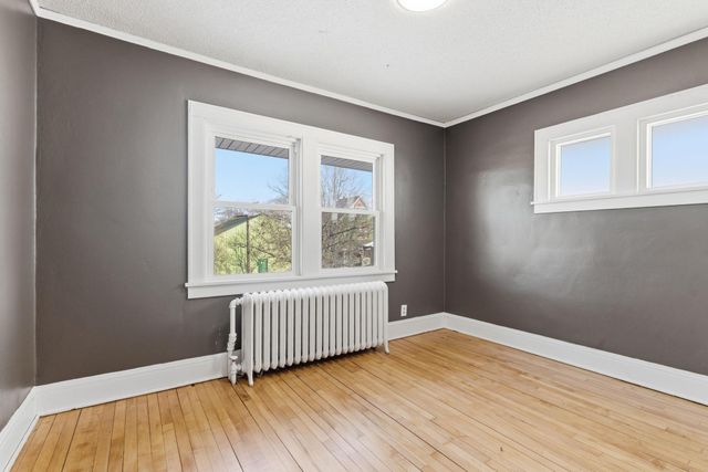 758 Reaney Avenue, Saint Paul, MN 55106