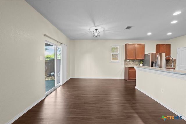 220 Hinge Creek, Cibolo, TX 78108