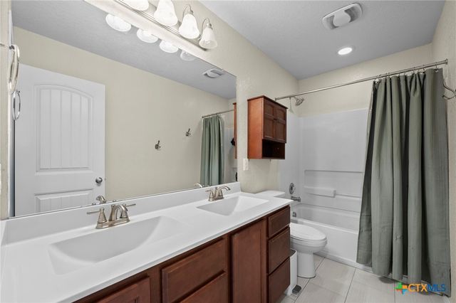 220 Hinge Creek, Cibolo, TX 78108