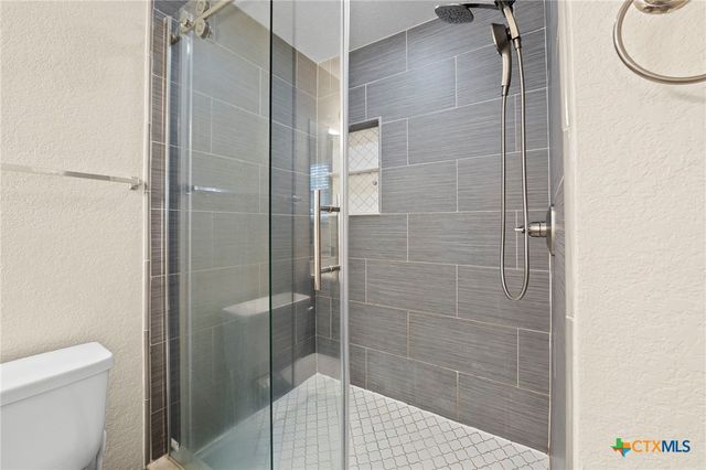 220 Hinge Creek, Cibolo, TX 78108