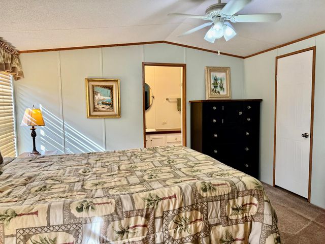 2305 SE 31st Street, Okeechobee, FL 34974