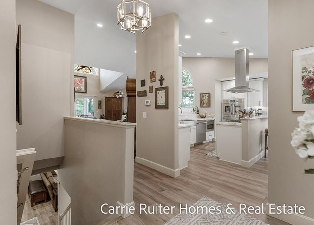 16919 Landing Lane, Ferrysburg City, MI 49456