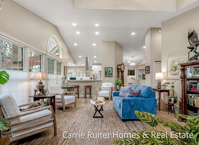 16919 Landing Lane, Ferrysburg City, MI 49456