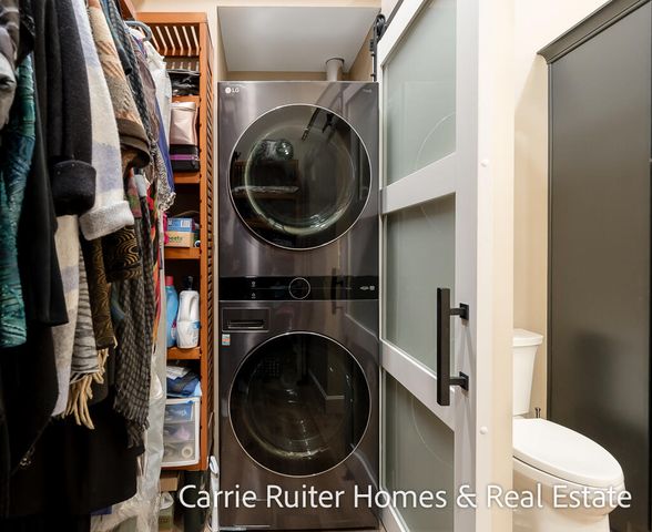 16919 Landing Lane, Ferrysburg City, MI 49456