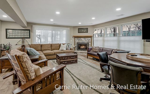 16919 Landing Lane, Ferrysburg City, MI 49456