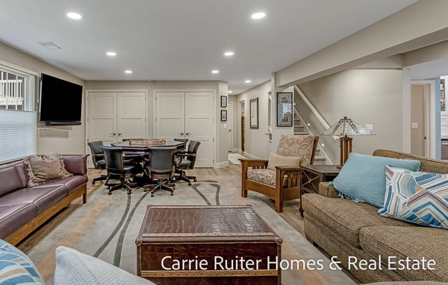 16919 Landing Lane, Ferrysburg City, MI 49456