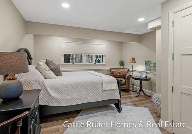 16919 Landing Lane, Ferrysburg City, MI 49456