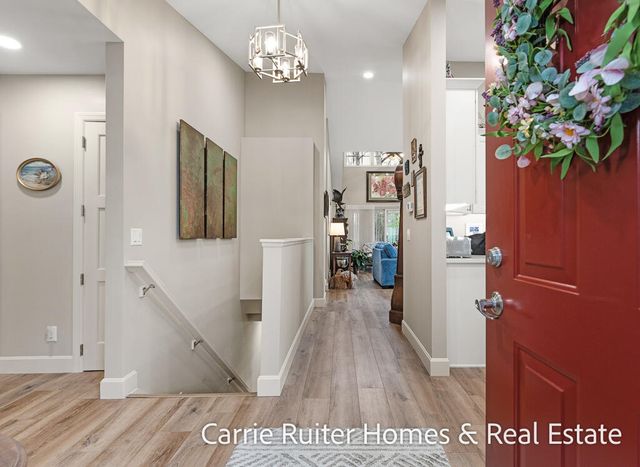 16919 Landing Lane, Ferrysburg City, MI 49456