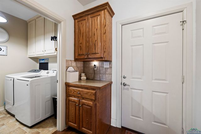 1205 Locust Rd, Gilmer, TX 75645