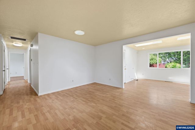 645 35th Av SE, Albany, OR 97322