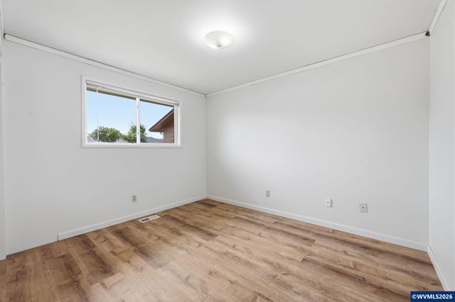 645 35th Av SE, Albany, OR 97322
