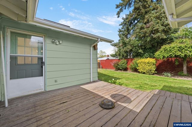 645 35th Av SE, Albany, OR 97322