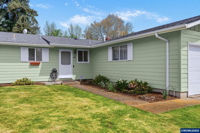 645 35th Av SE, Albany, OR 97322