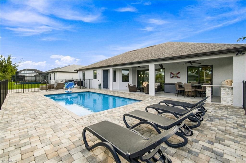 Image 22 of property listing at 2229 17th PL, Cape Coral, FL 33991