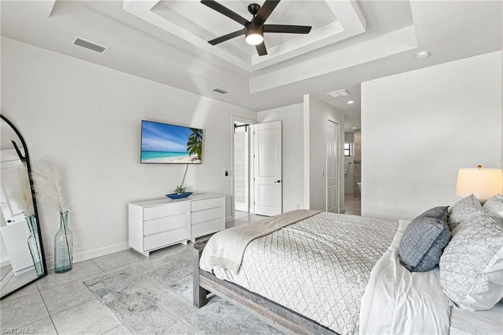 Image 27 of property listing at 2229 17th PL, Cape Coral, FL 33991