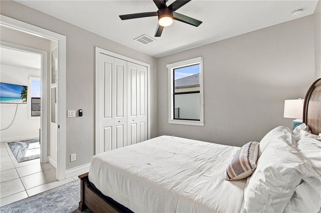 Image 33 of property listing at 2229 17th PL, Cape Coral, FL 33991