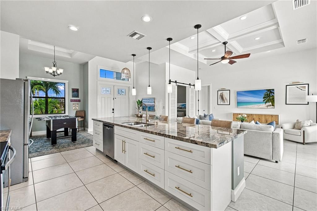 Image 5 of property listing at 2229 17th PL, Cape Coral, FL 33991