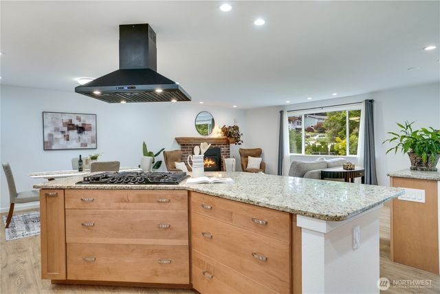 19026 63rd Street E, Lake Tapps, WA 98391