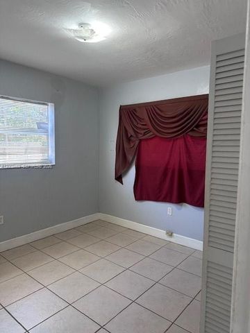 3723 NW 23rd Ave 2, Miami, FL 33142