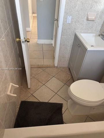 3723 NW 23rd Ave 2, Miami, FL 33142