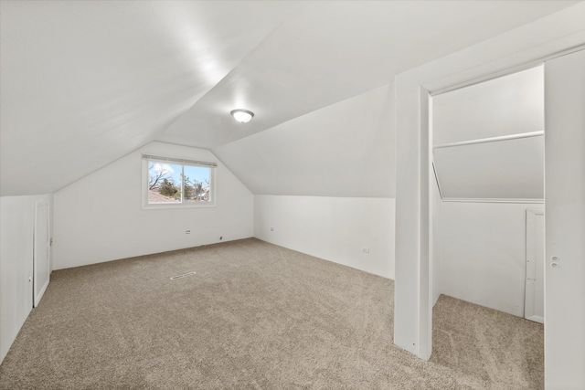 8719 Olympic Drive, Bridgeview, IL 60455