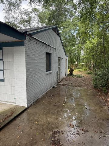 407 Seabreeze Road E, Mobile, AL 36609