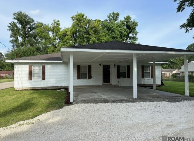38511 Redmond Dr, Gonzales, LA 70737