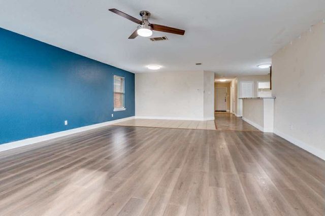 2118 Augusta Street, Lancaster, TX 75146