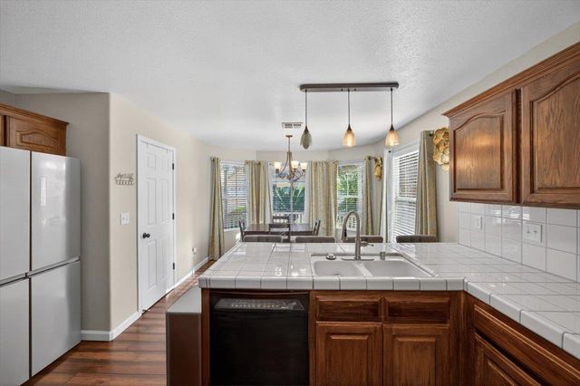 4122 W Fender Avenue, Fresno, CA 93722
