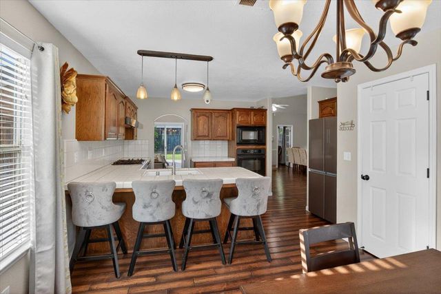 4122 W Fender Avenue, Fresno, CA 93722