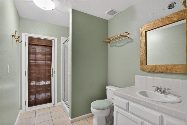 4122 W Fender Avenue, Fresno, CA 93722