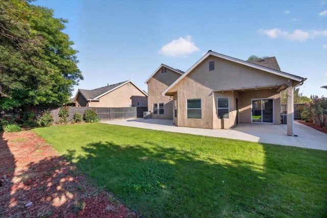4122 W Fender Avenue, Fresno, CA 93722