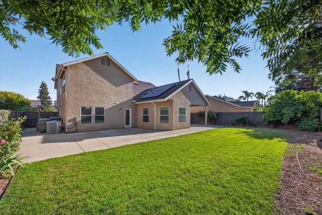 4122 W Fender Avenue, Fresno, CA 93722