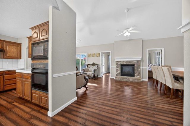 4122 W Fender Avenue, Fresno, CA 93722