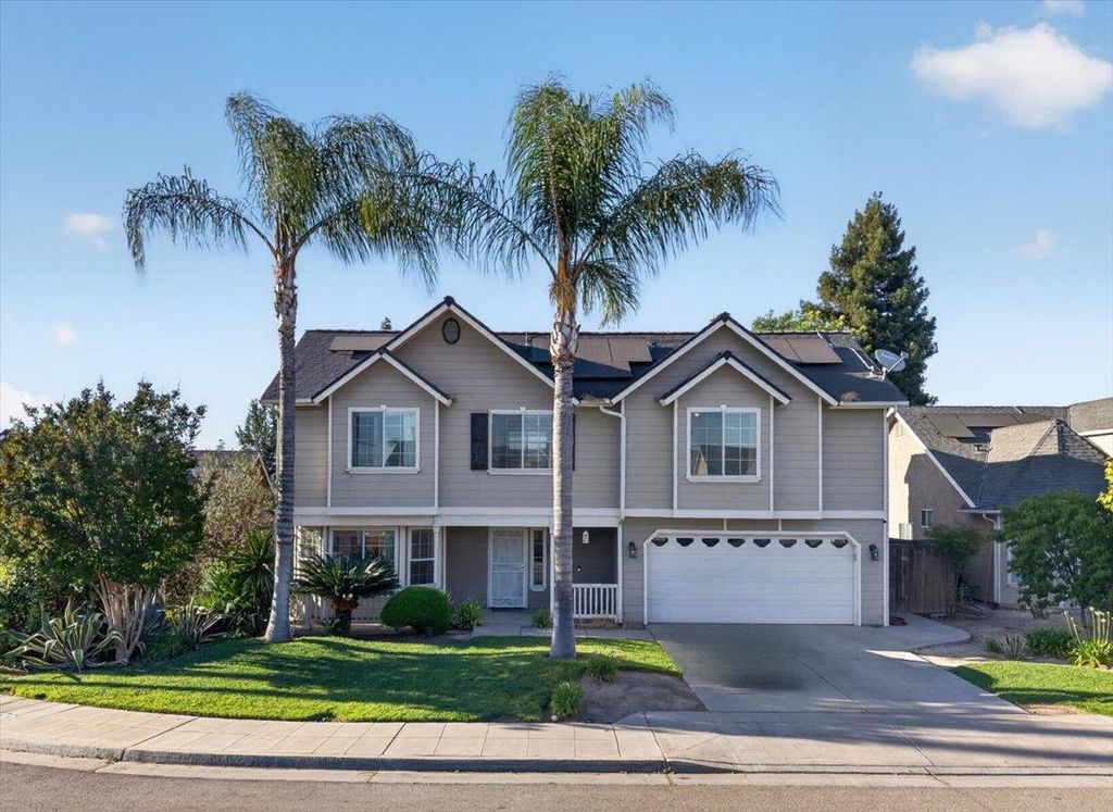 4122 W Fender Avenue, Fresno, CA 93722